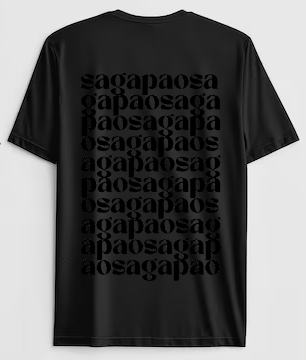 Camiseta negra letras